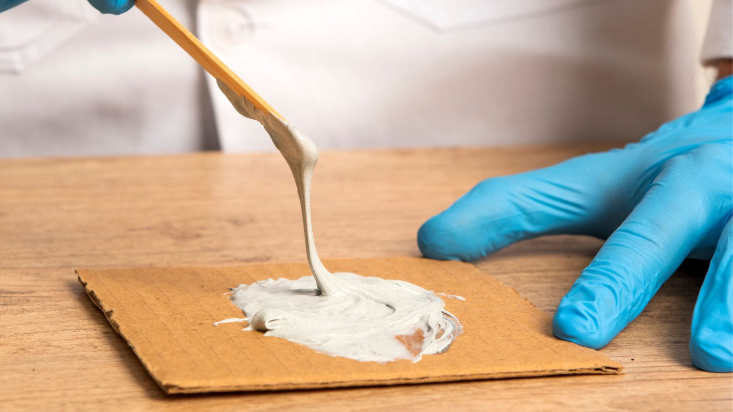 Aumente o Faturamento da Sua Empresa com o Kit RESTAURATUDO da HF Química